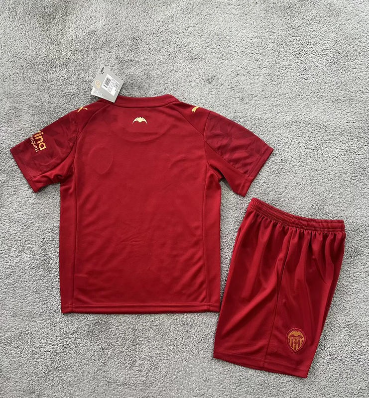 Equipamento Criança Valência Secundário 2025/26
