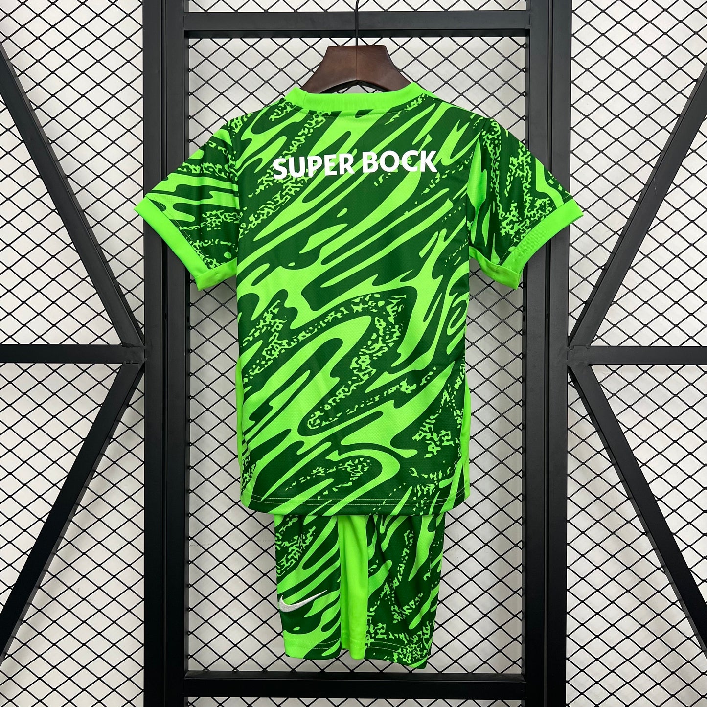 Equipamento Criança Sporting C.P. Guarda Redes 25/26