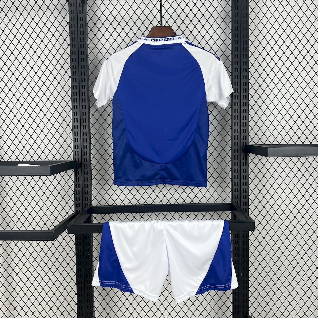 Equipamento Criança Cruzeiro Principal 25/26