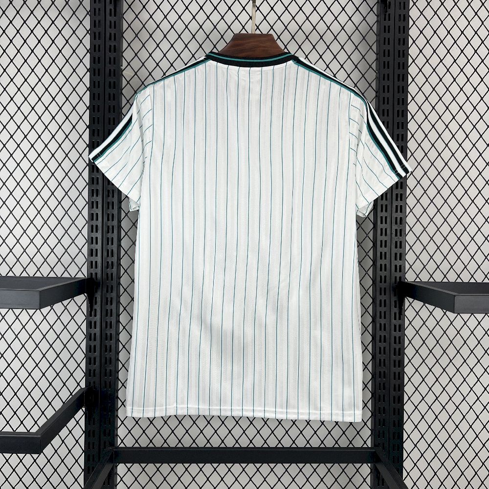 Liverpool X Adidas Originals 2025/26