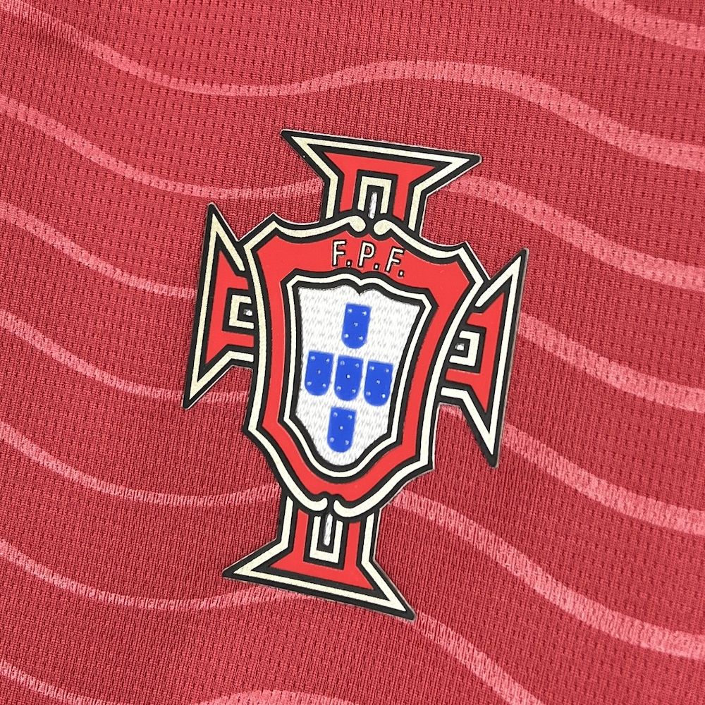 Camisola Principal Portugal 2026 - Versão Feminina