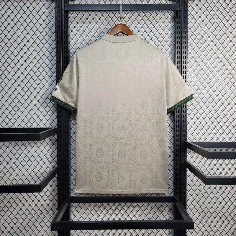 Camisola Bayern Munich Oktoberfest 2025