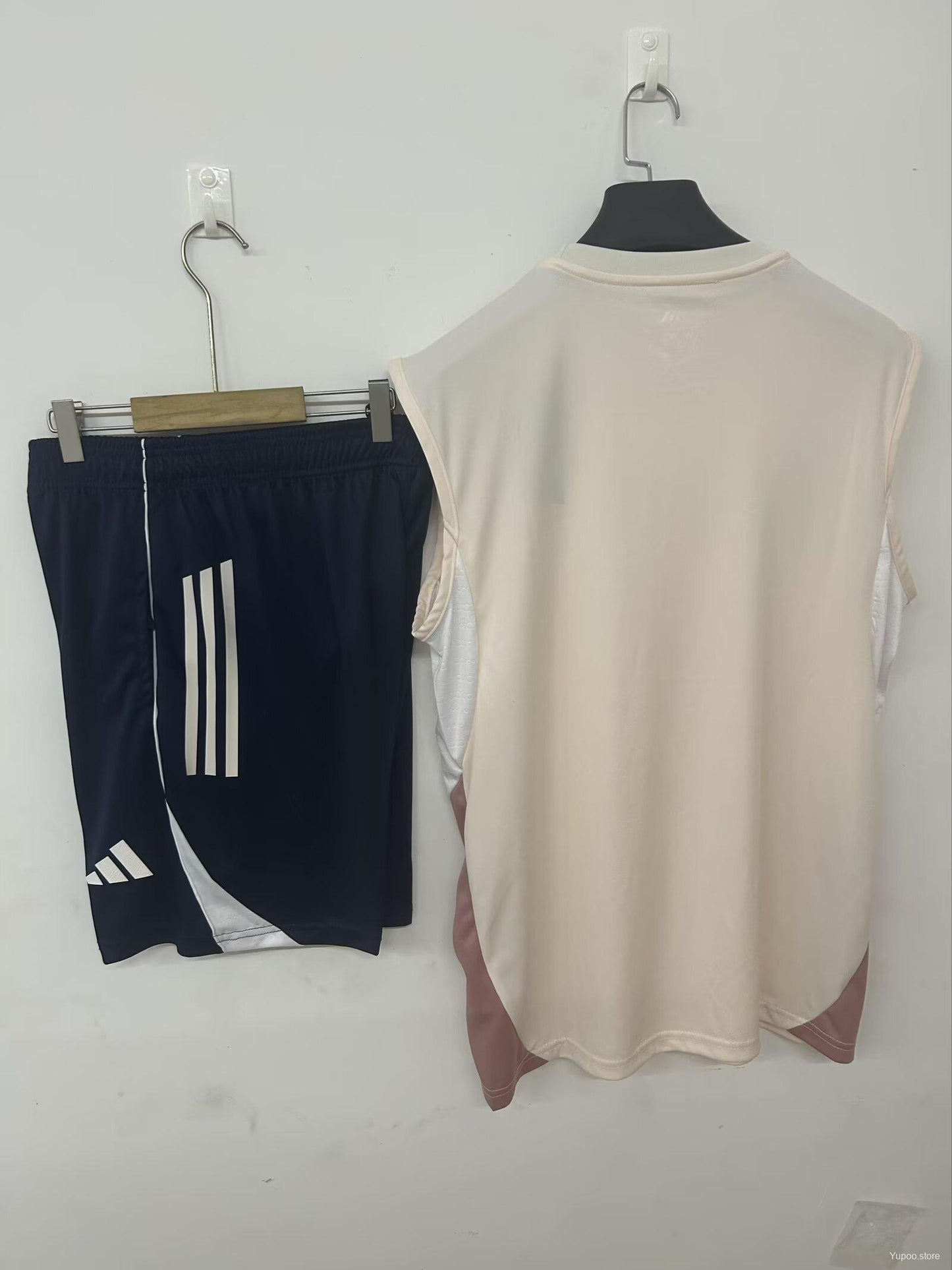 Equipamento Adulto Aston Villa Treino 25/26