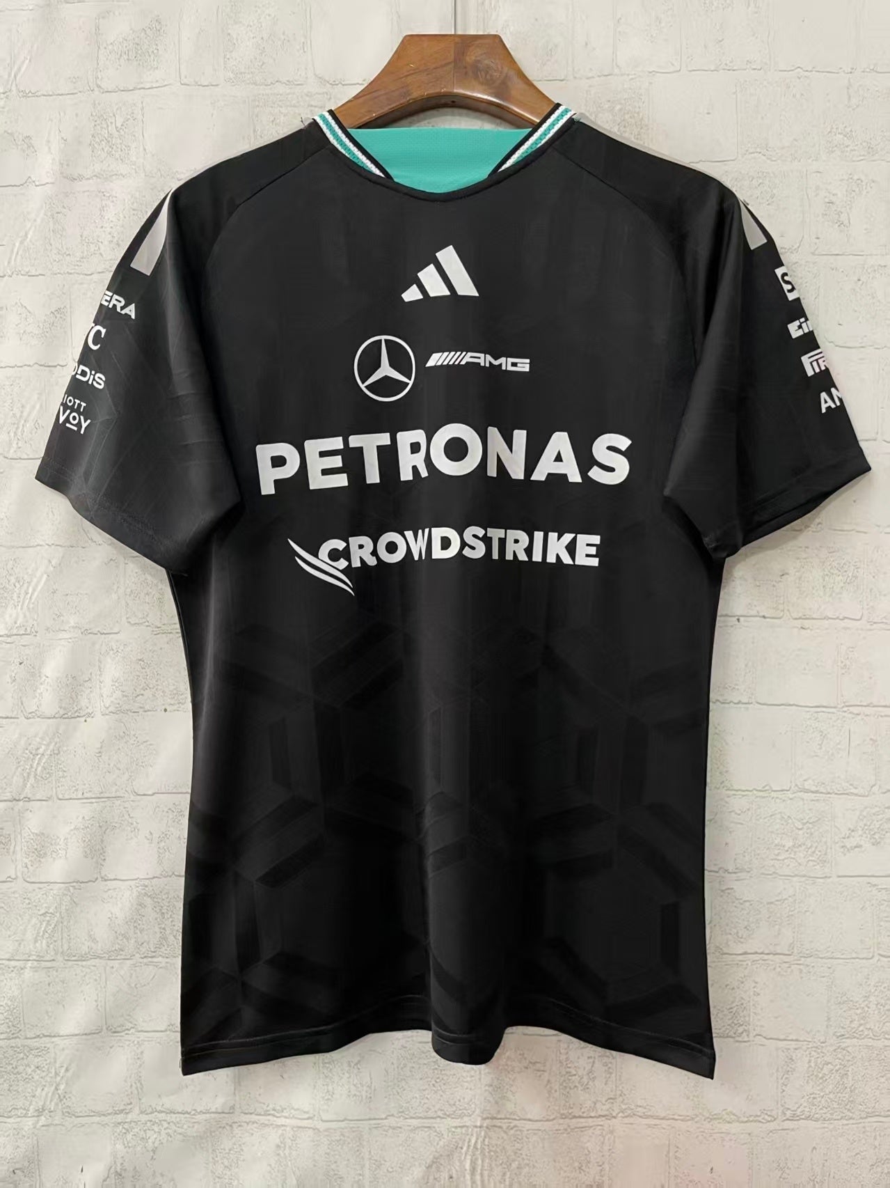 Camisola Mercedes AMG Petronas 2025
