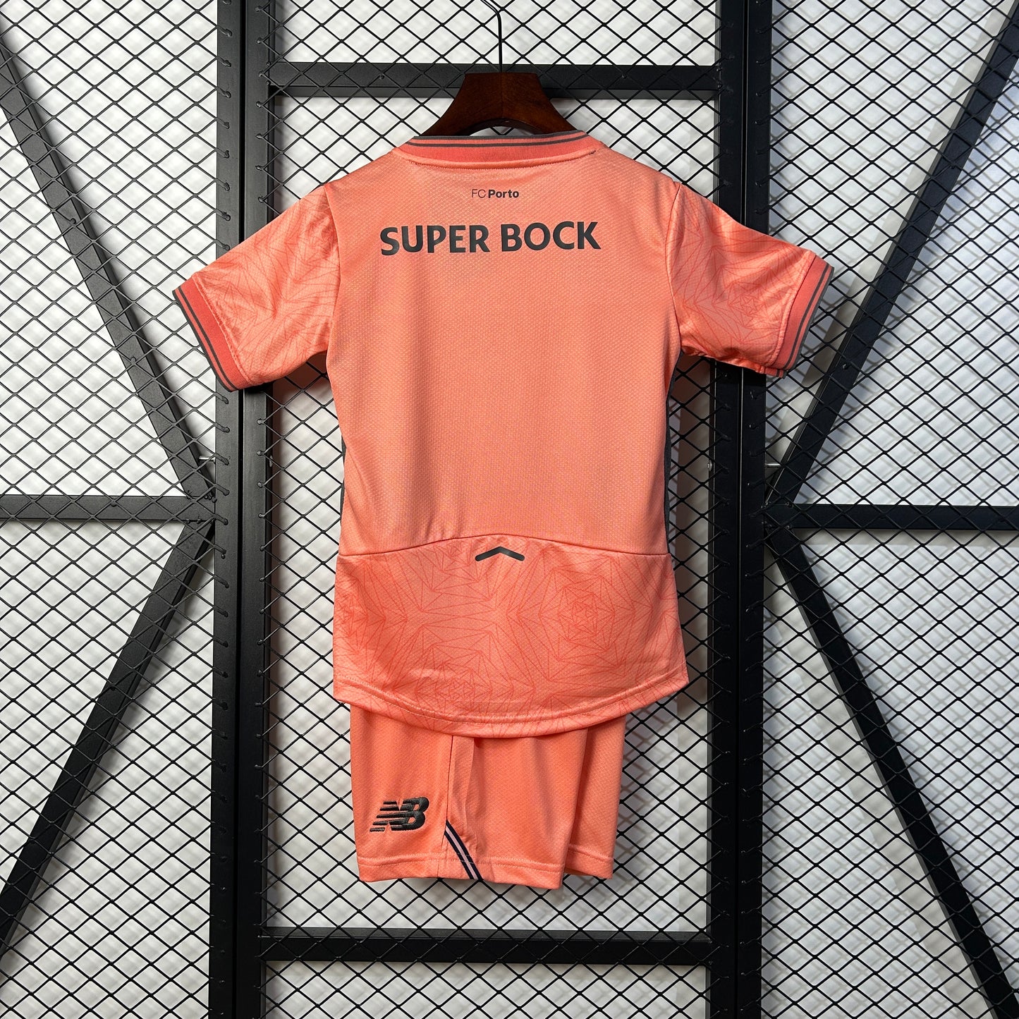 Equipamento alternativo Porto criança 2025/26