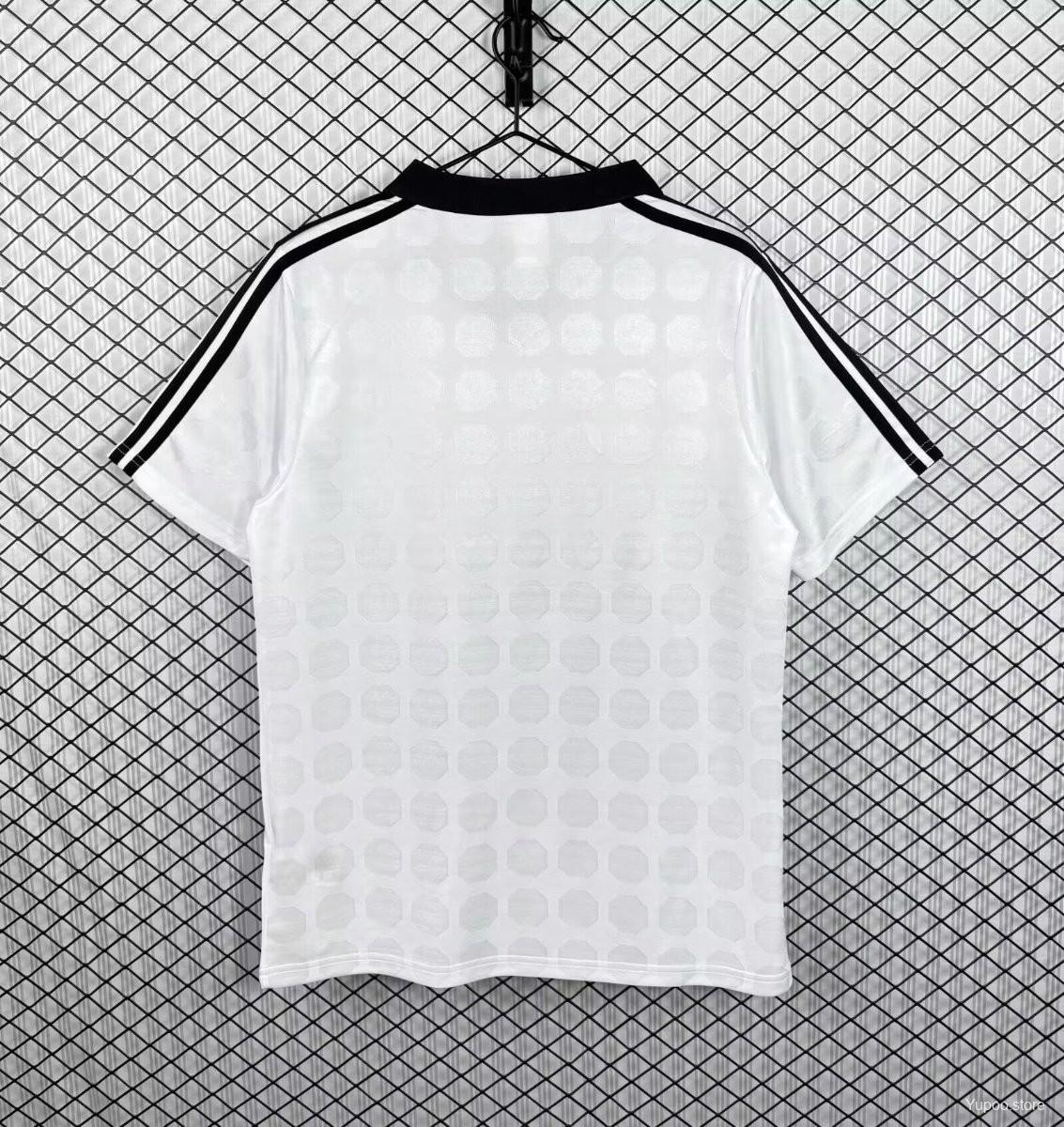 Camisola Retro Beşiktaş J.K. Principal 90/91