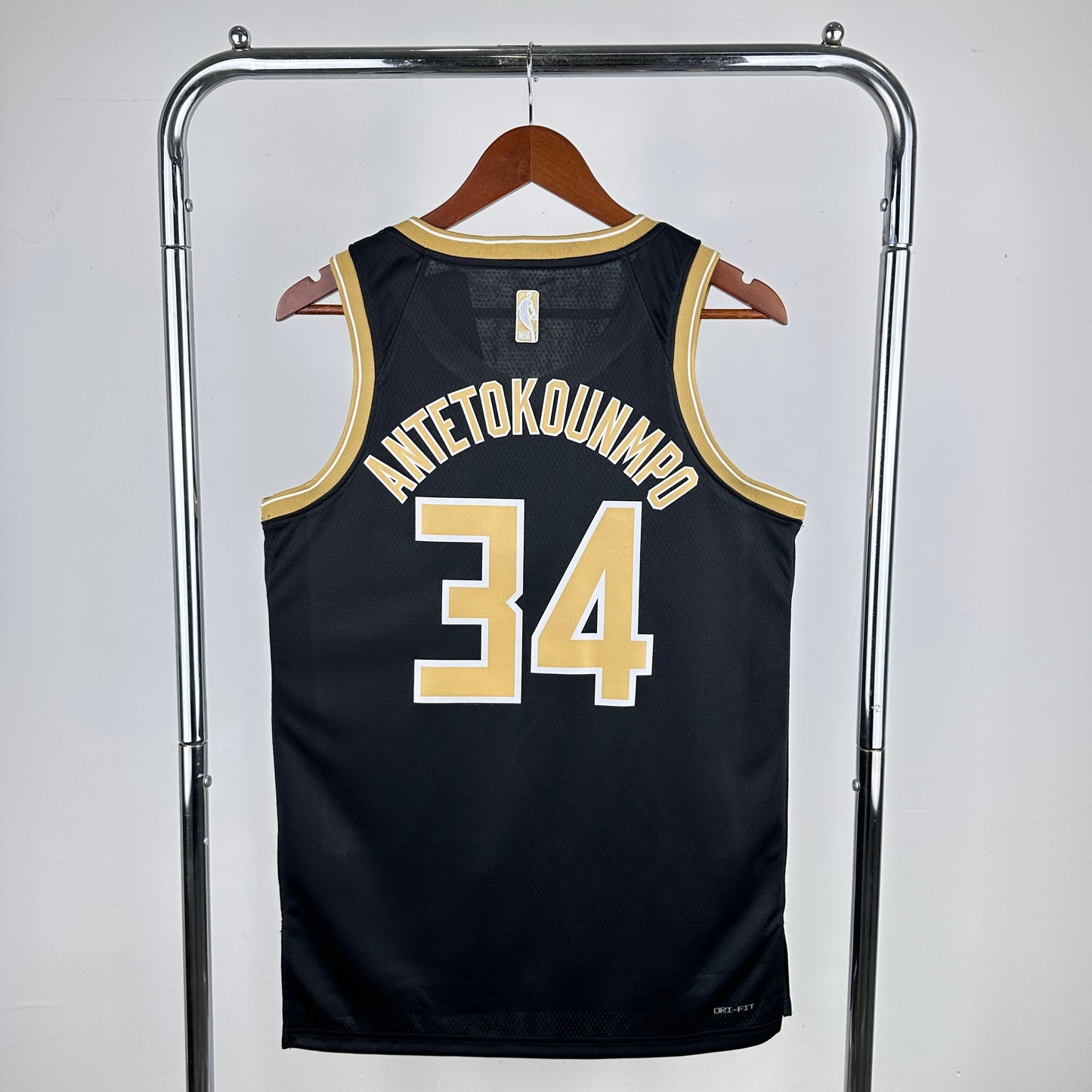 Camisola Milwaukee Bucks - Giannis Antetokounmpo