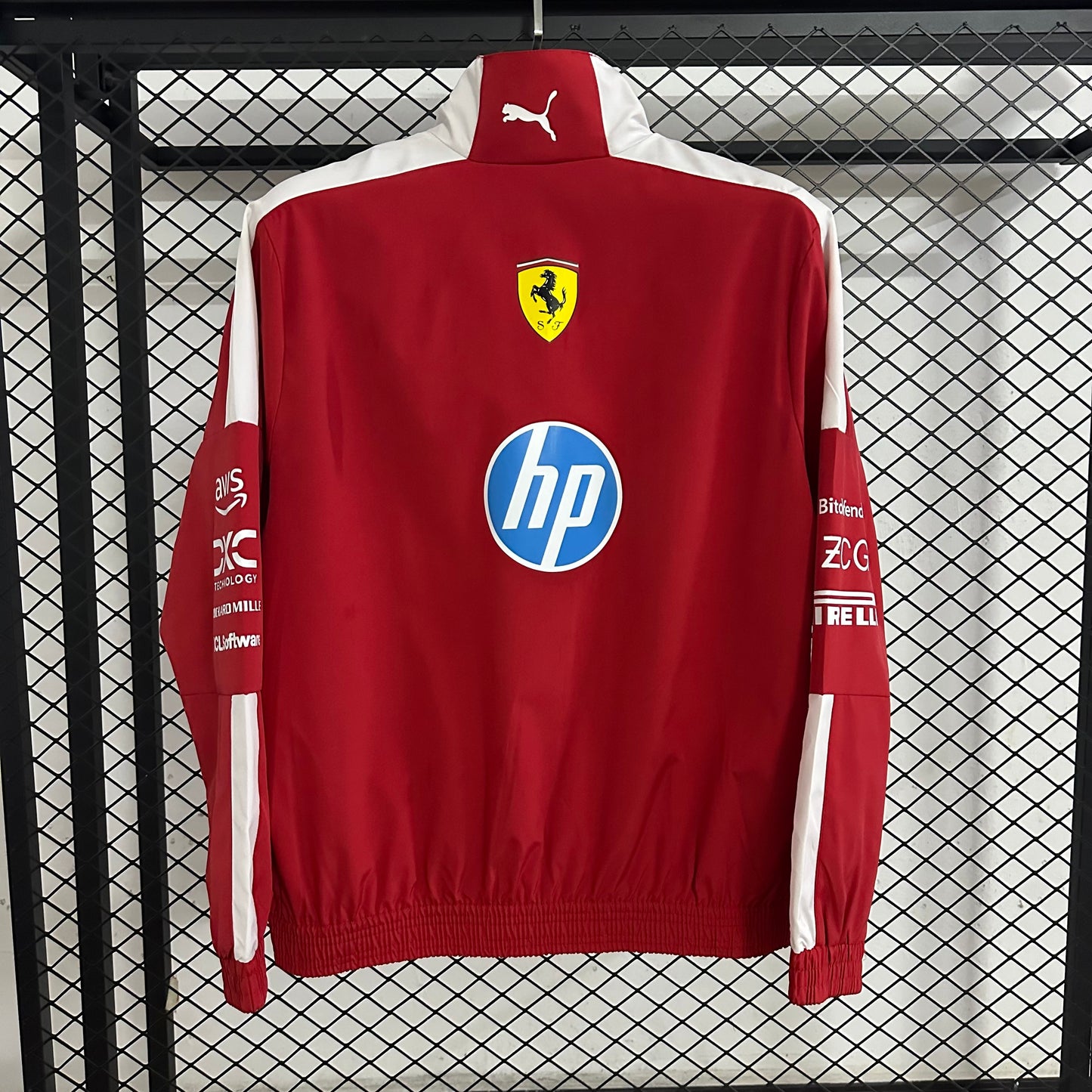 Casaco Scuderia Ferrari 2025