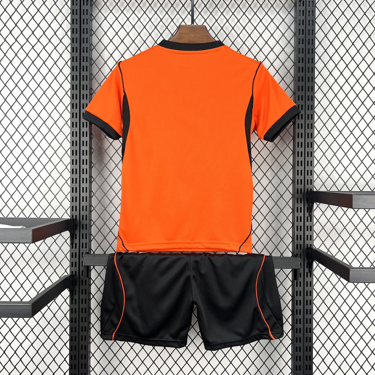 Equipamento Criança Holanda Principal 2026