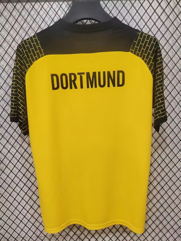 Camisola Borussia Aquecimento 2025