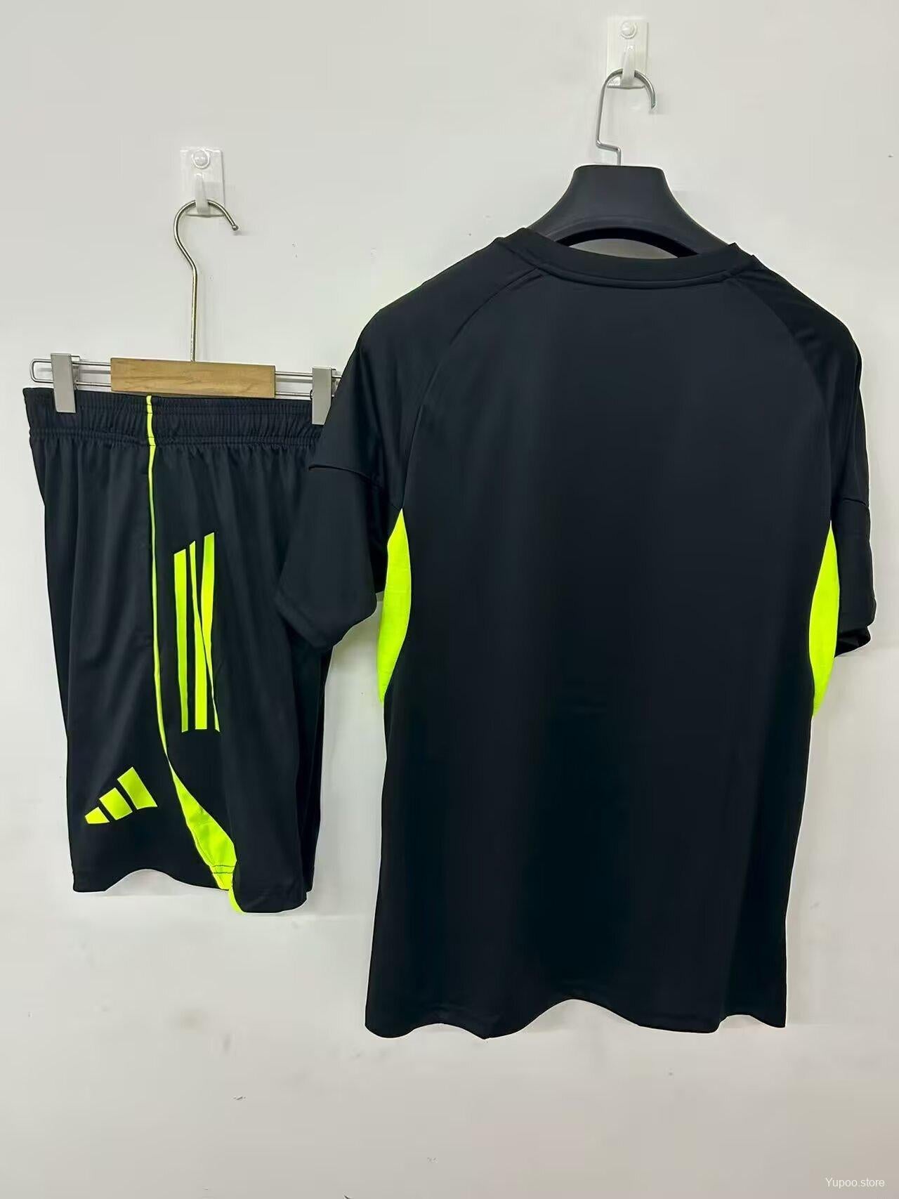 Equipamento Adulto Celtic F.C. Treino 25/26