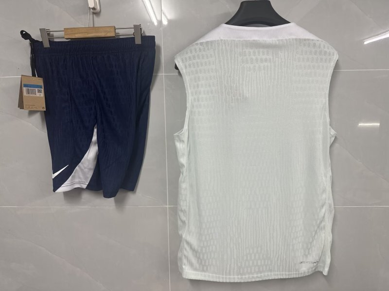 Equipamento Adulto Inter de Milão Treino 25/26