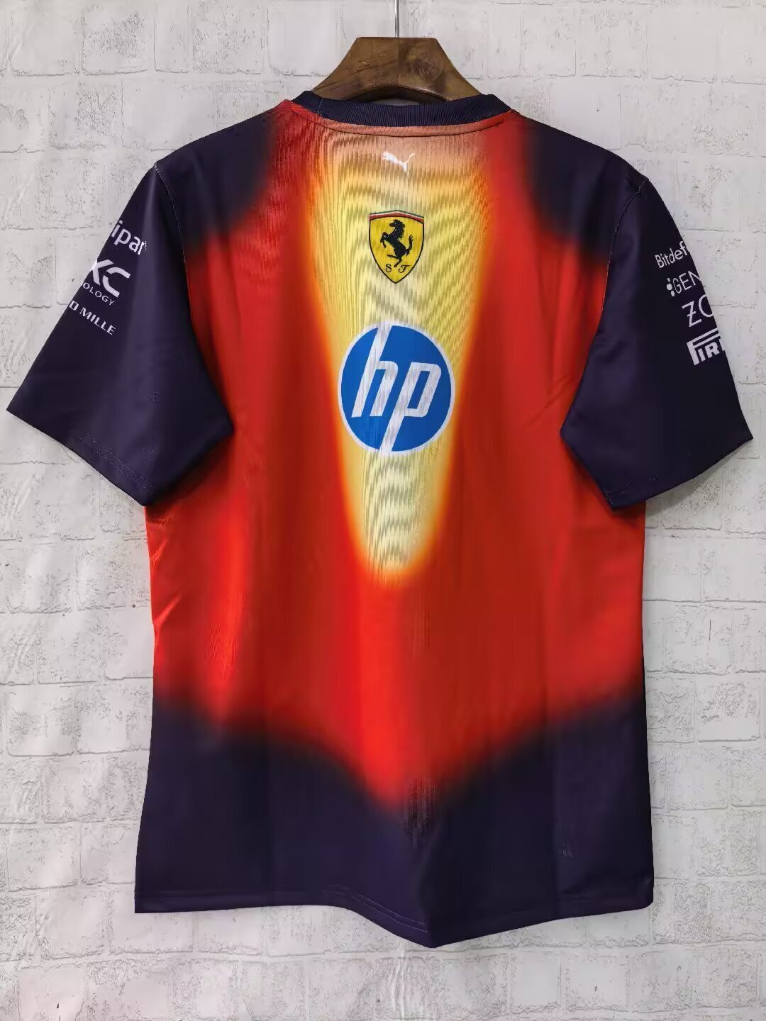 Camisola Scuderia Ferrari 2026