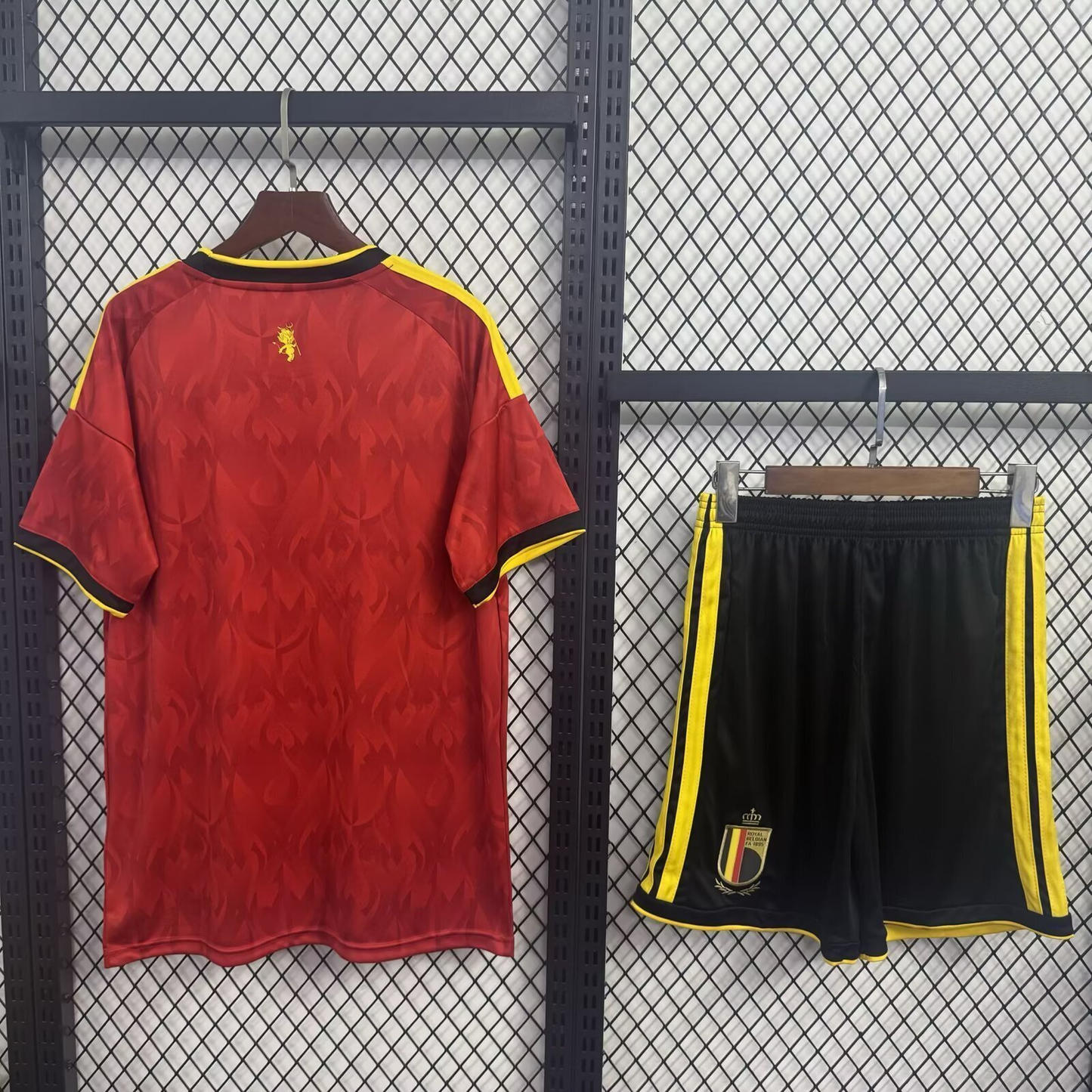 Equipamento Criança Bélgica Principal 2026