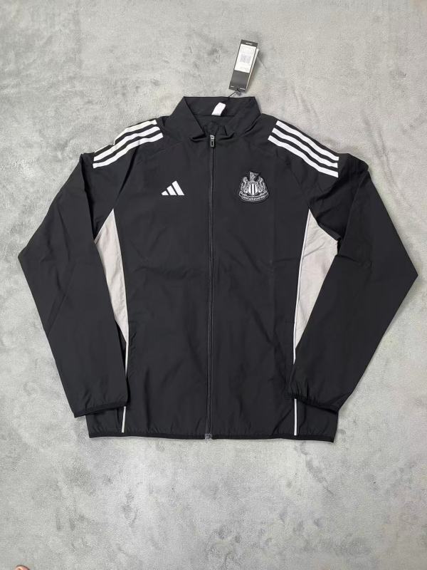 Corta Vento Newcastle United 2025