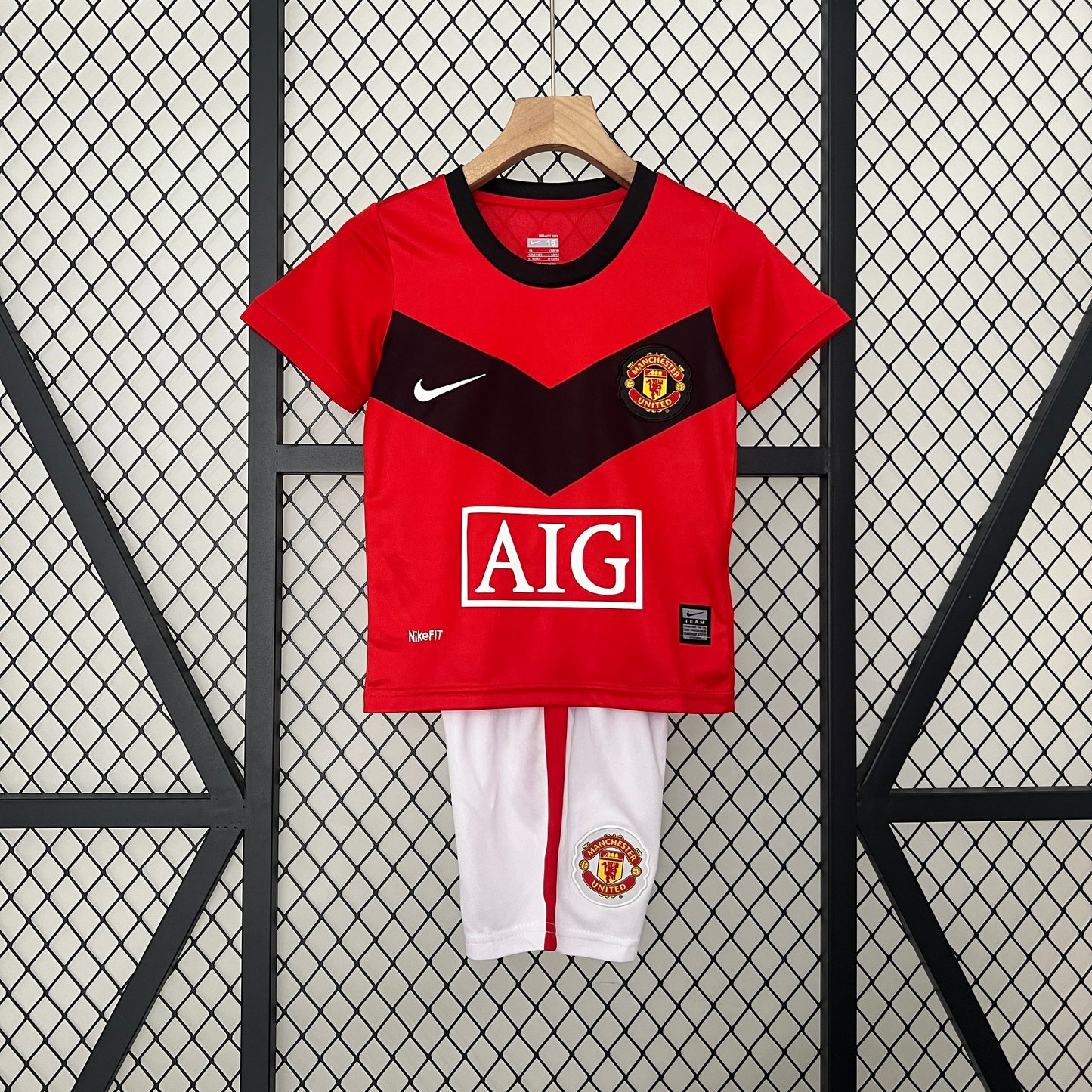 Equipamento Criança Retro Manchester United F.C. Principal 09/10