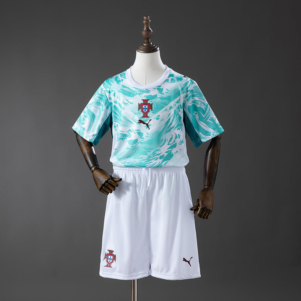 Equipamento Criança Portugal Alternativo 2026