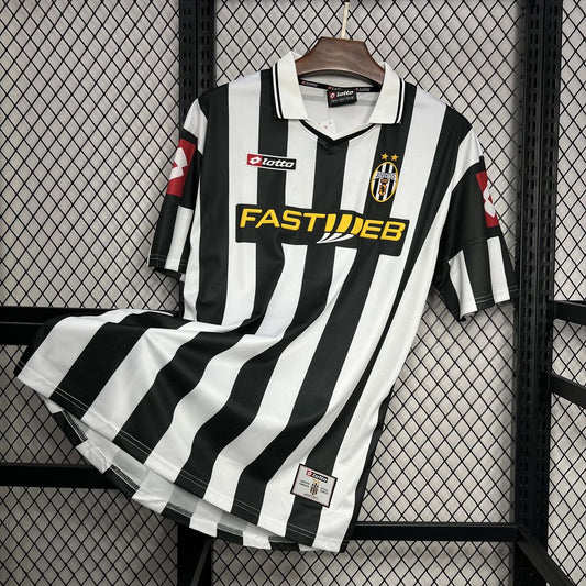 Retro Juventus Principal 2001/02
