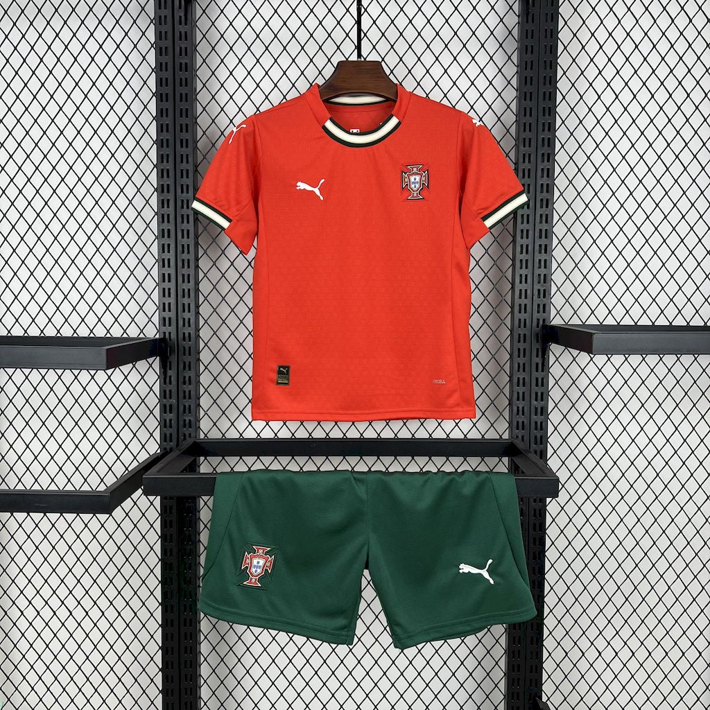 Equipamento Criança Portugal Principal 2025