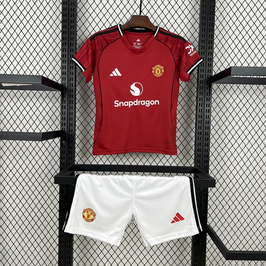 Equipamento Criança Manchester United Principal 25/26