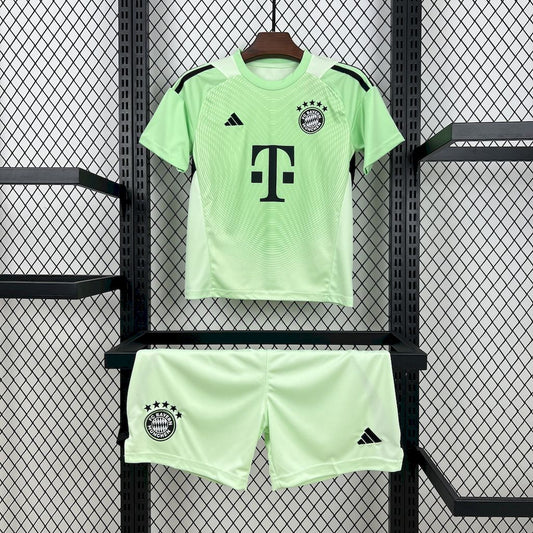 Equipamento Criança Bayern Munich Guarda Redes 25/26