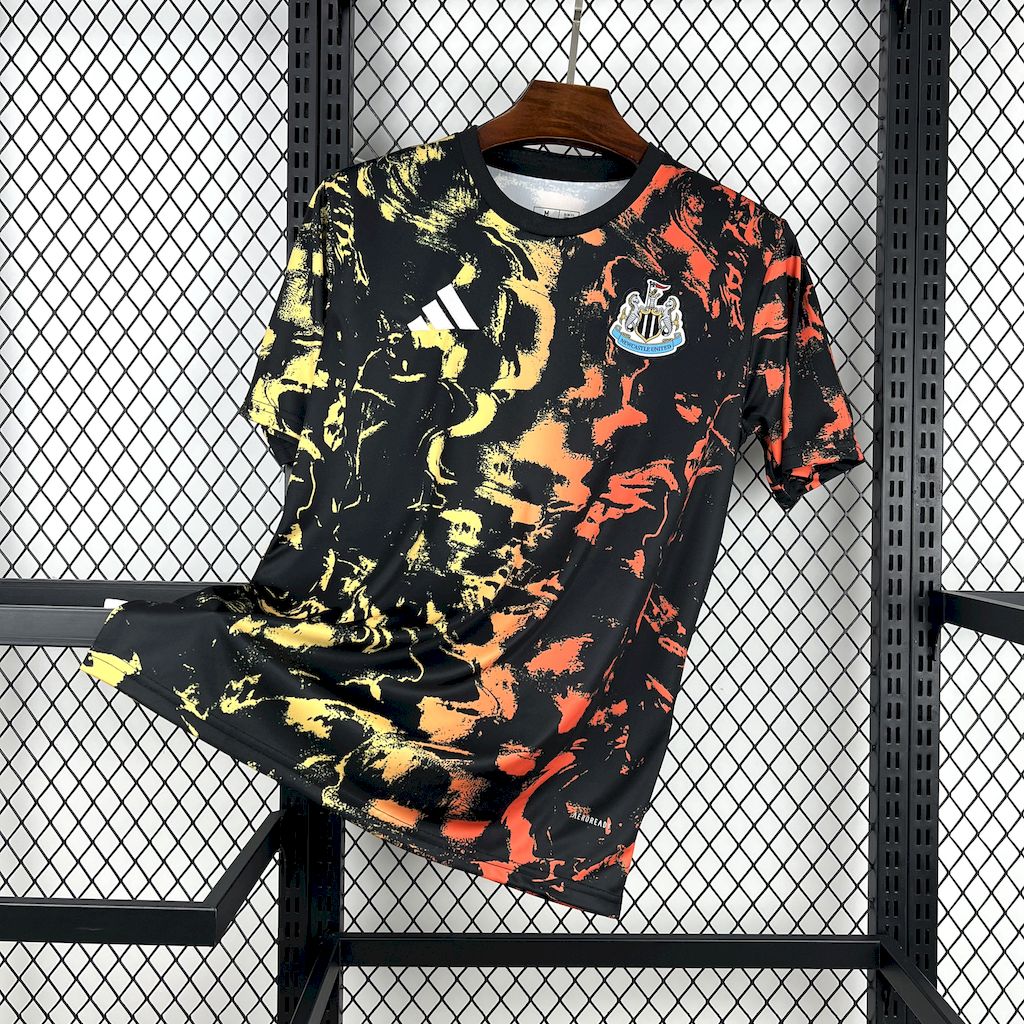 Camisola Newcastle United Aquecimento 25/26
