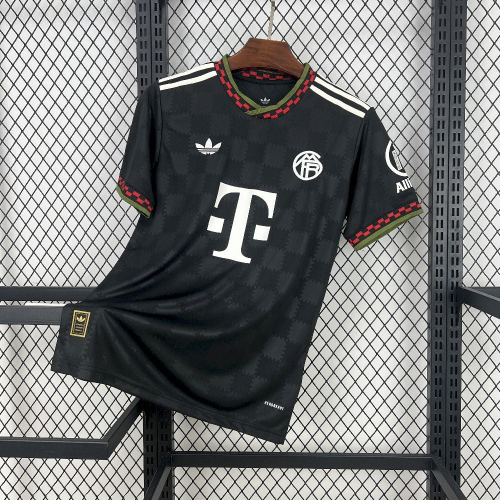 Camisola Bayern Munich Terceira 25/26
