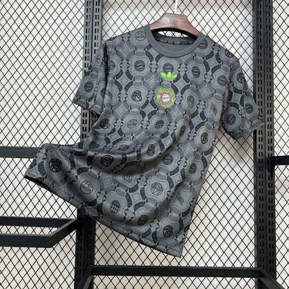 Camisola Bayern Munich Especial 2025