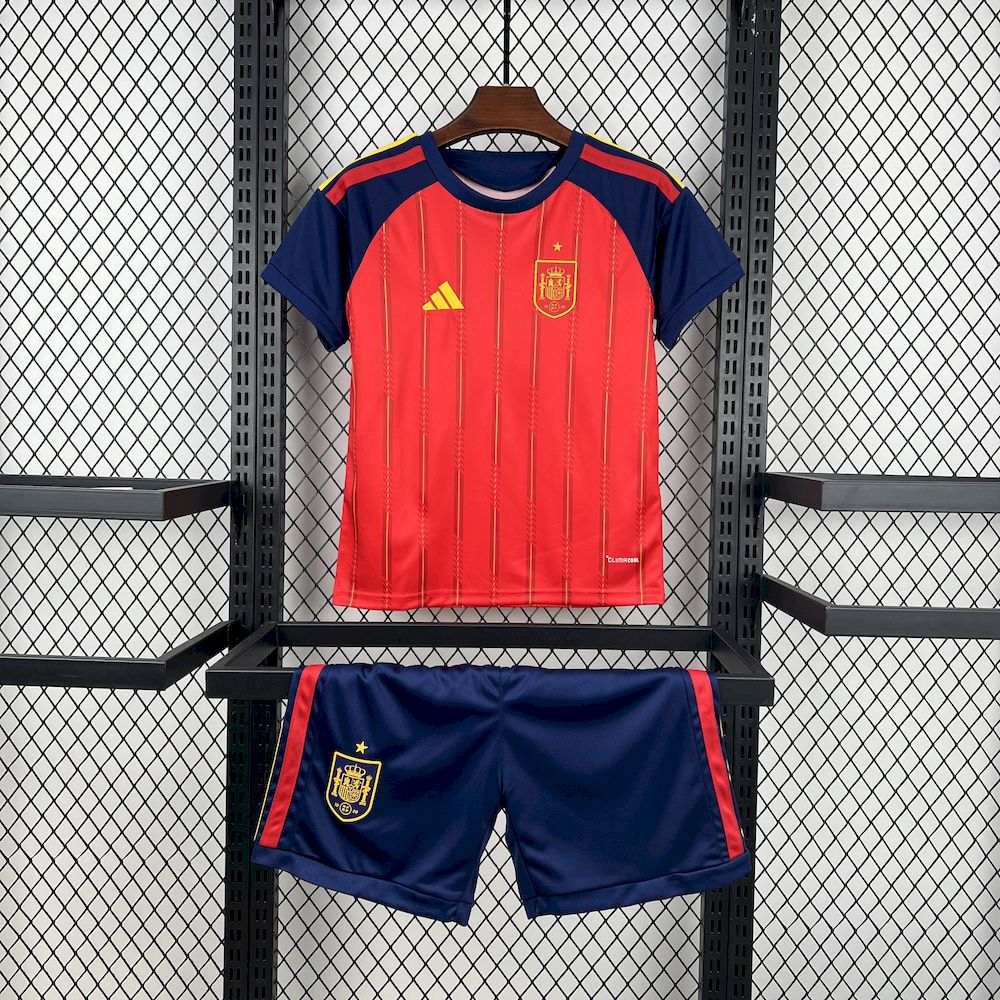 Equipamento Criança Espanha Principal 2026