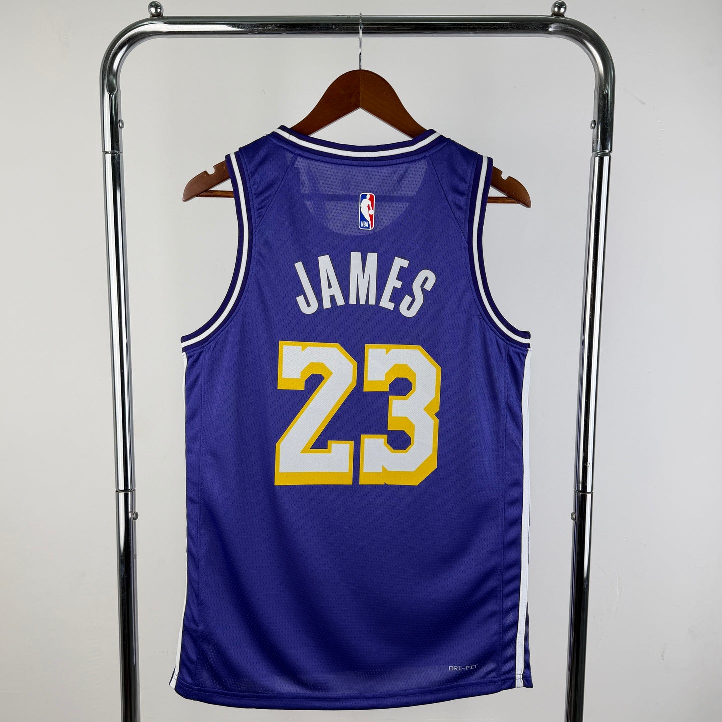 Camisola Los Angeles Lakers - LeBron James