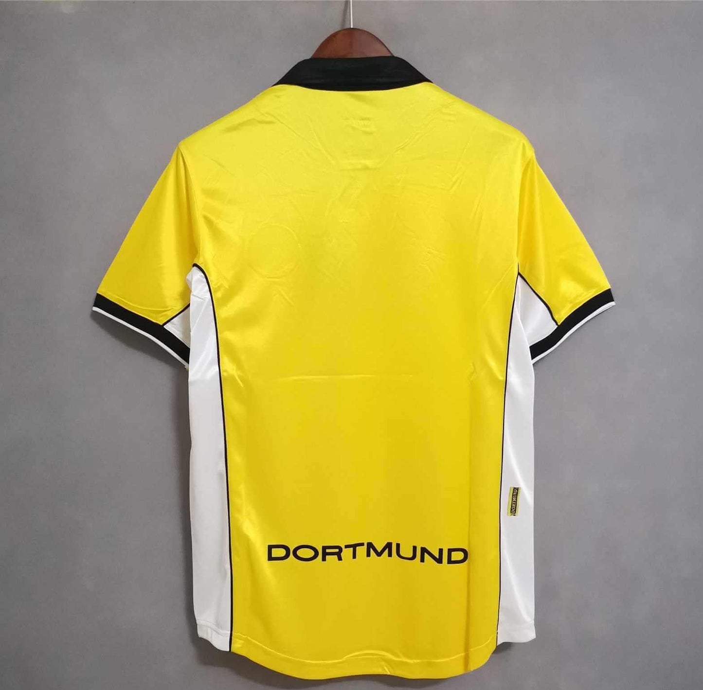 Camisola Retro Borussia Dortmund Principal 1998/00