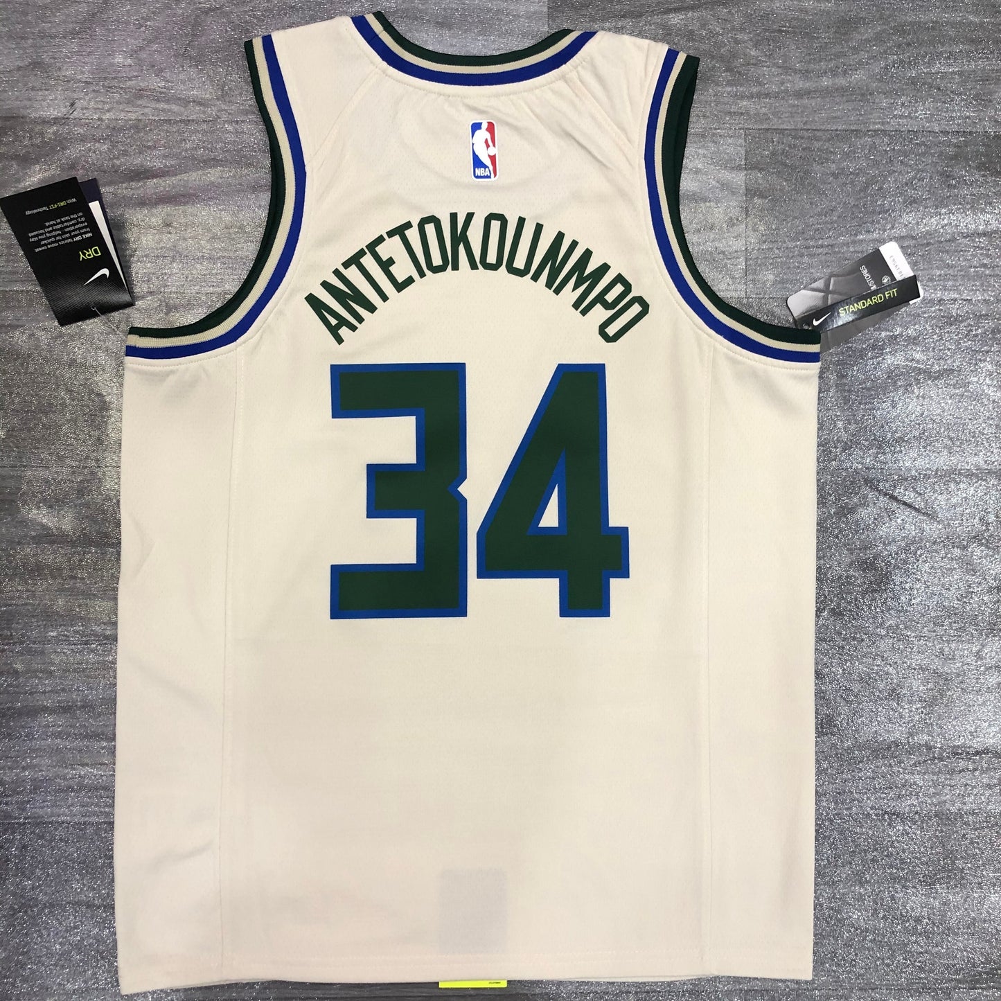 Camisola Milwaukee Bucks - Giannis Antetokounmpo