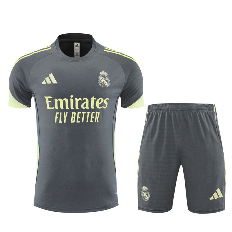 Equipamento Adulto Real Madrid Treino 25/26
