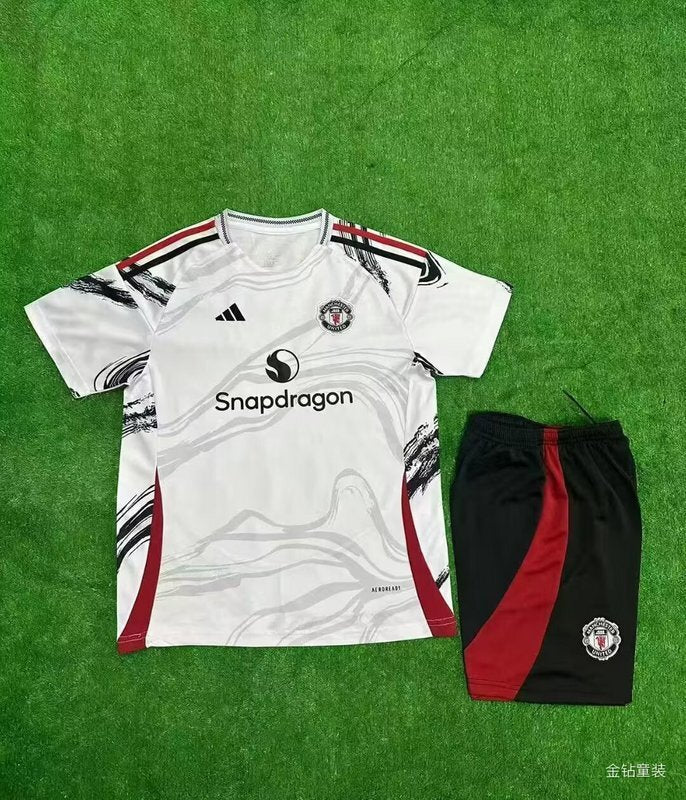 Equipamento Criança Manchester United Especial 25/26