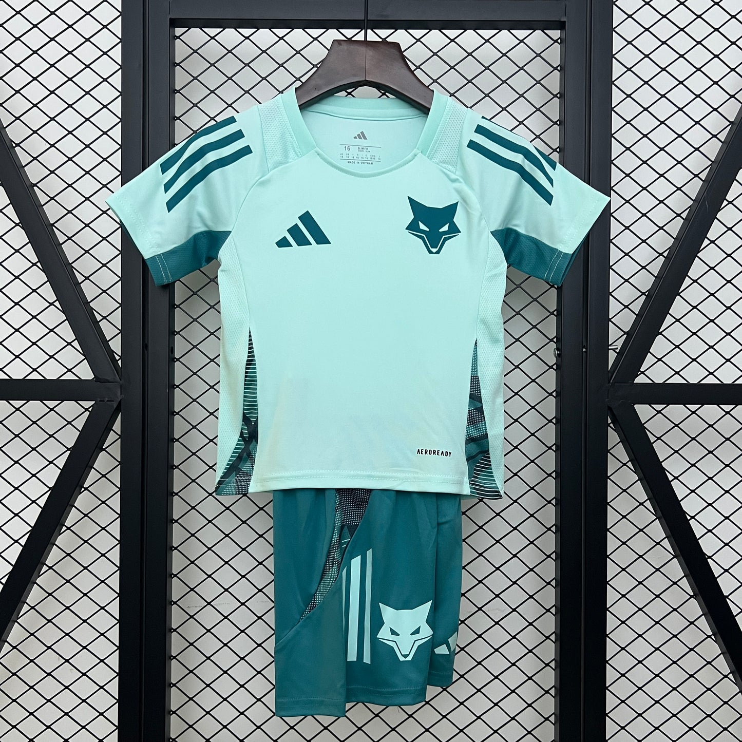 Equipamento Criança Cruzeiro Aquecimento 25/26