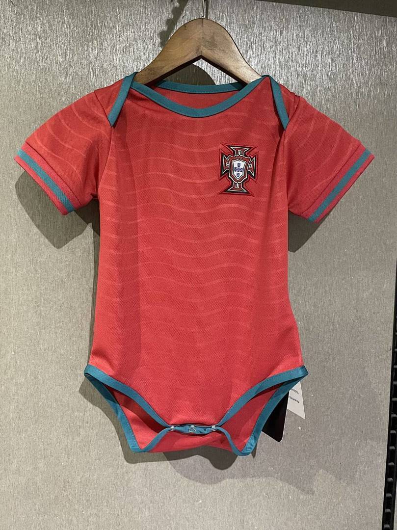 Equipamento principal Bebé Portugal 2026