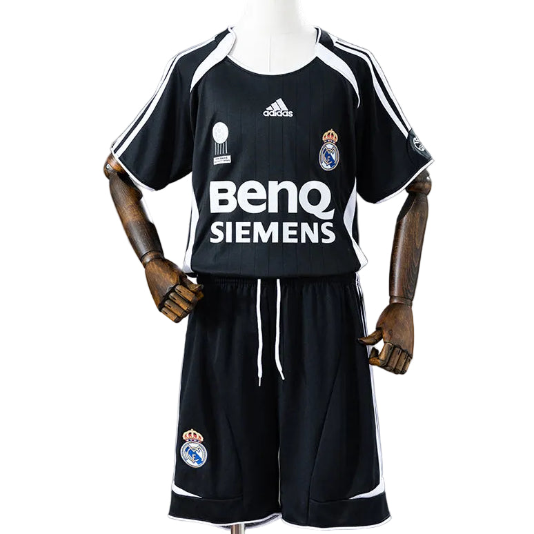 Equipamento Criança Retro Real Madrid CF Alternativo 06/07