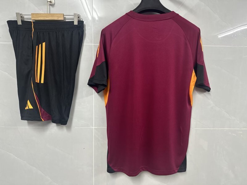Equipamento Adulto Roma Treino 25/26