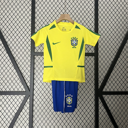 Retro Brasil Equipamento Criança Principal 2002