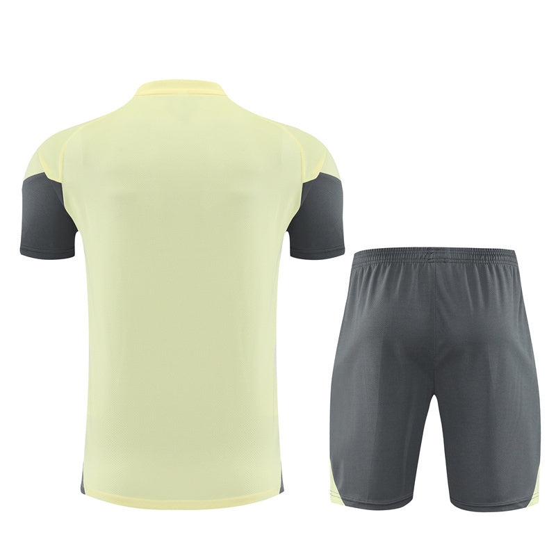 Equipamento Adulto Real Madrid Treino 25/26