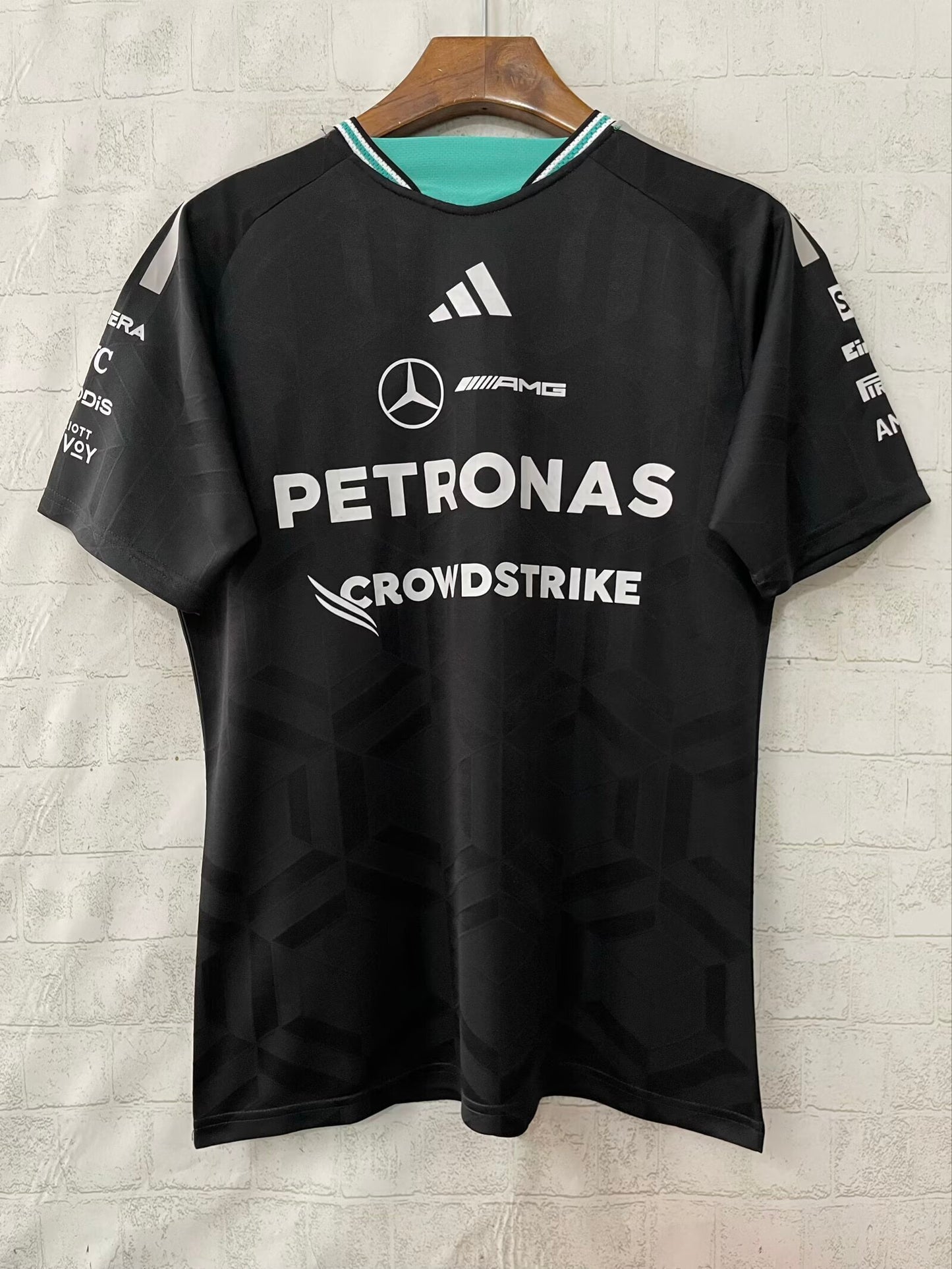 Camisola Mercedes AMG Petronas 2026