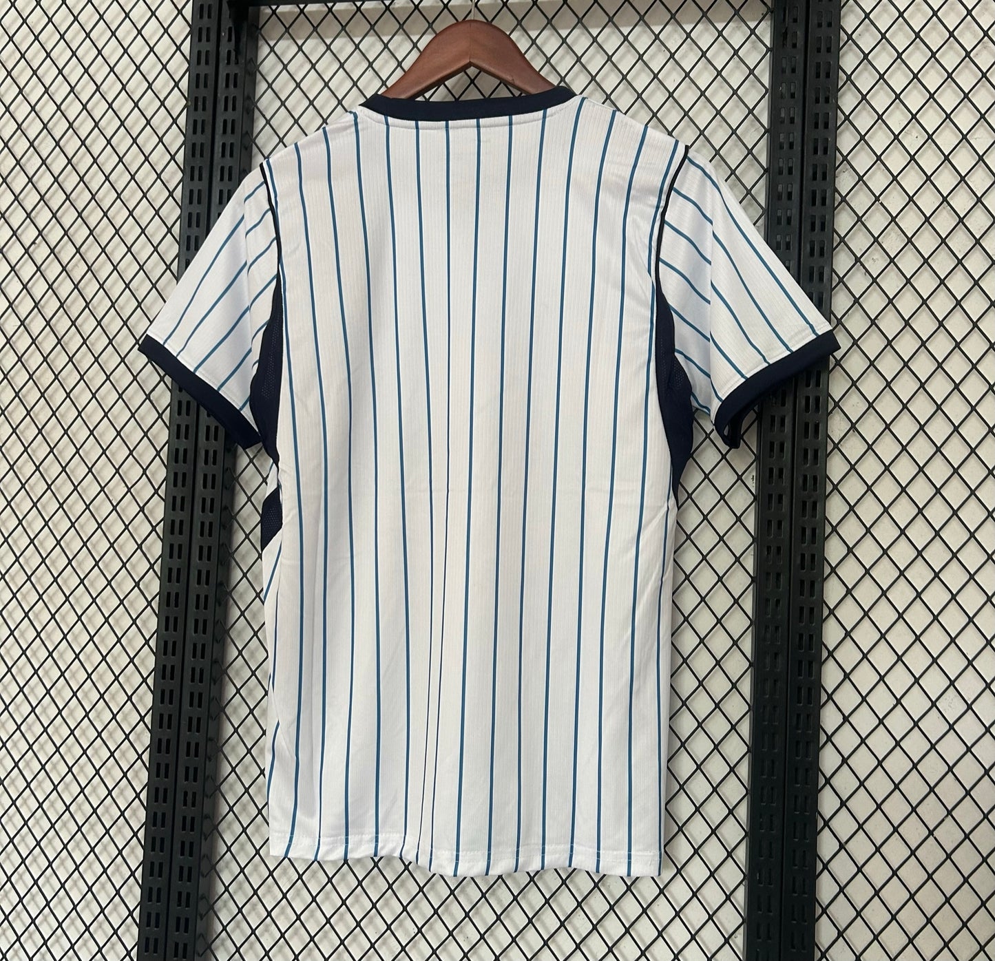 Camisola Inter de Milão Alternativa 26/27