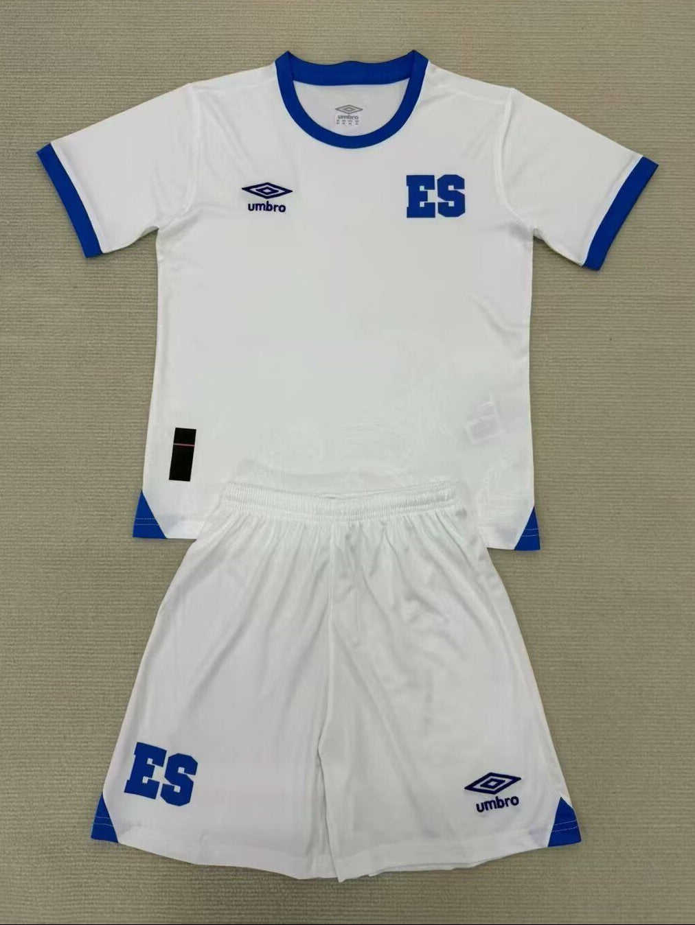 Equipamento Criança El Salvador Alternativo 2026