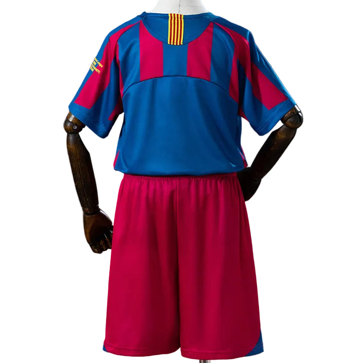 Equipamento Criança Retro FC Barcelona Principal 05/06
