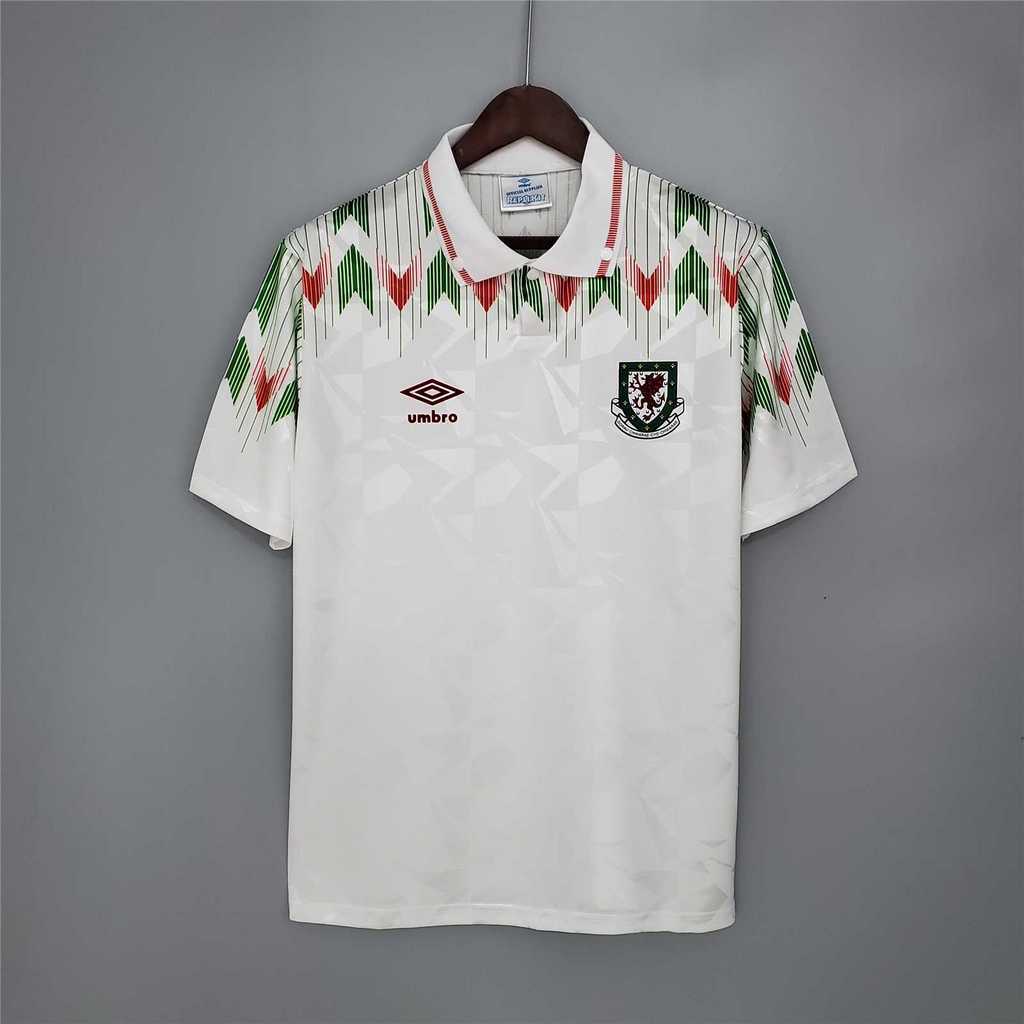 Retro País de Gales Alternativa 90/92