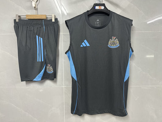 Equipamento Adulto Newcastle United Treino 25/26