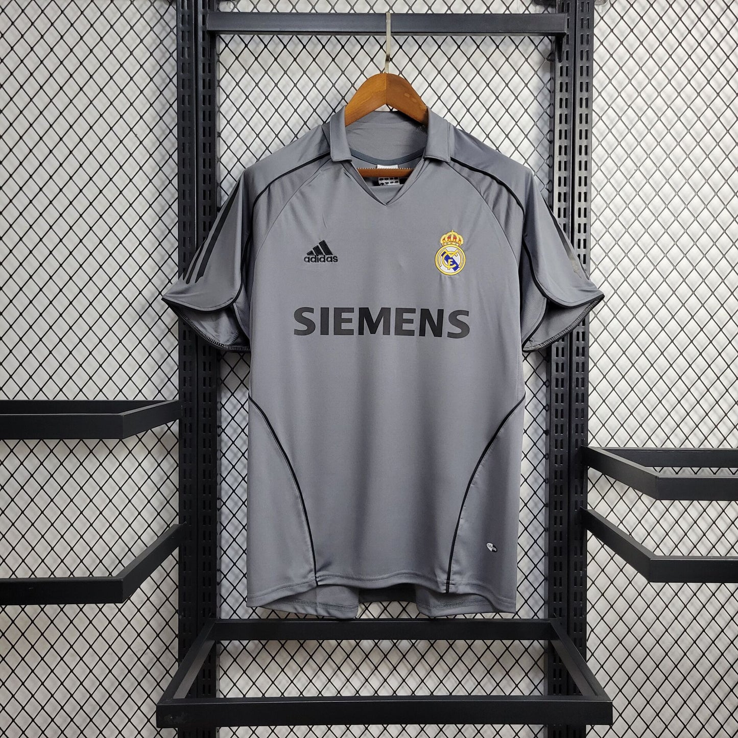 Retro Real Madrid Terceira 2005/06