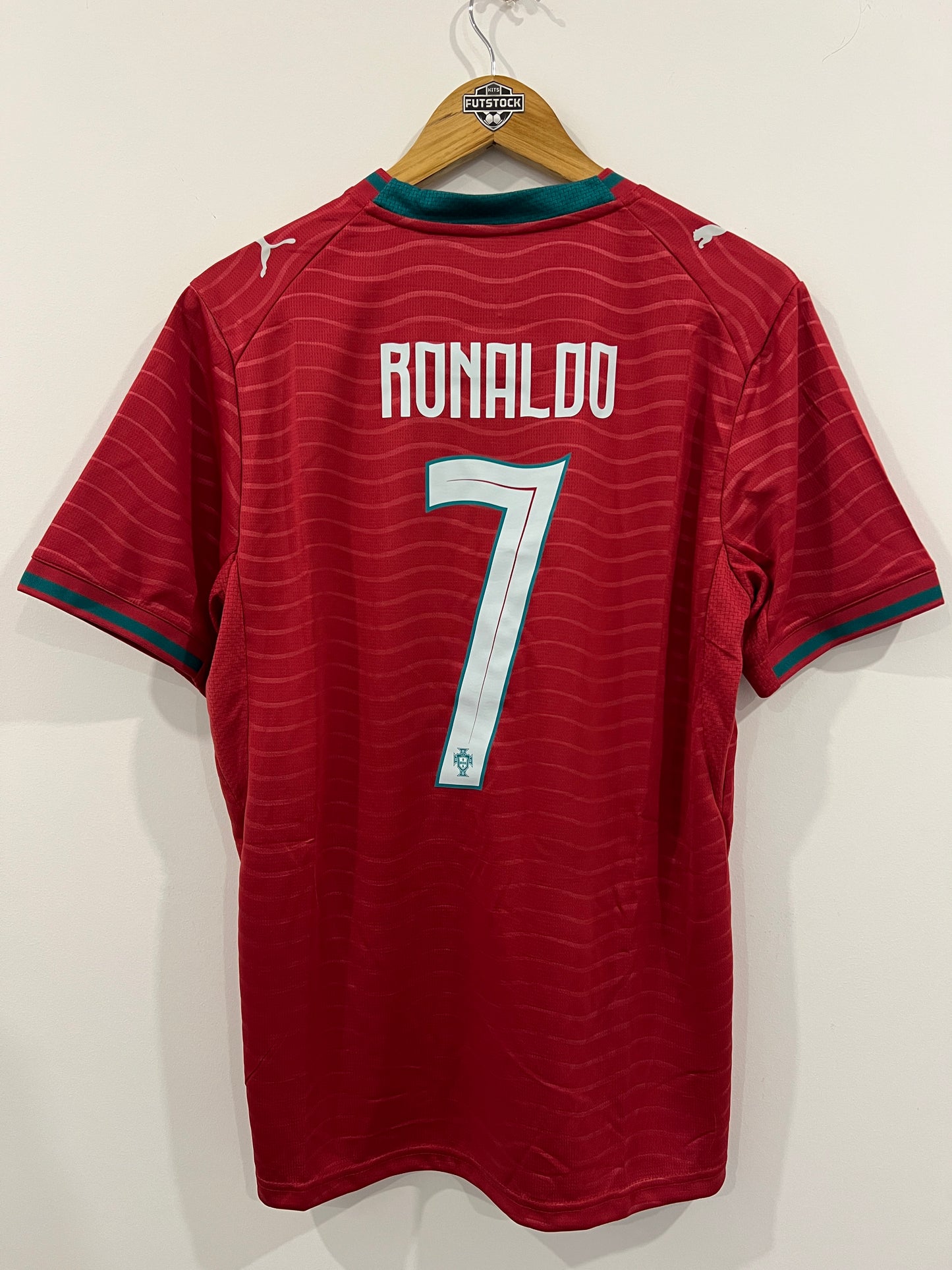Camisola Principal Portugal 2026 CR7
