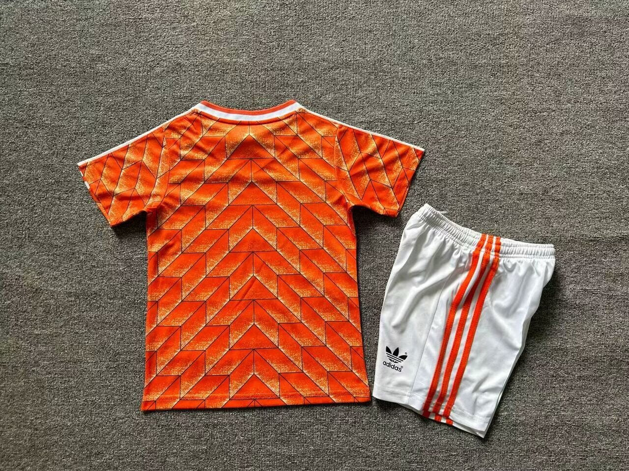 Retro Holanda Equipamento Criança Principal 1988