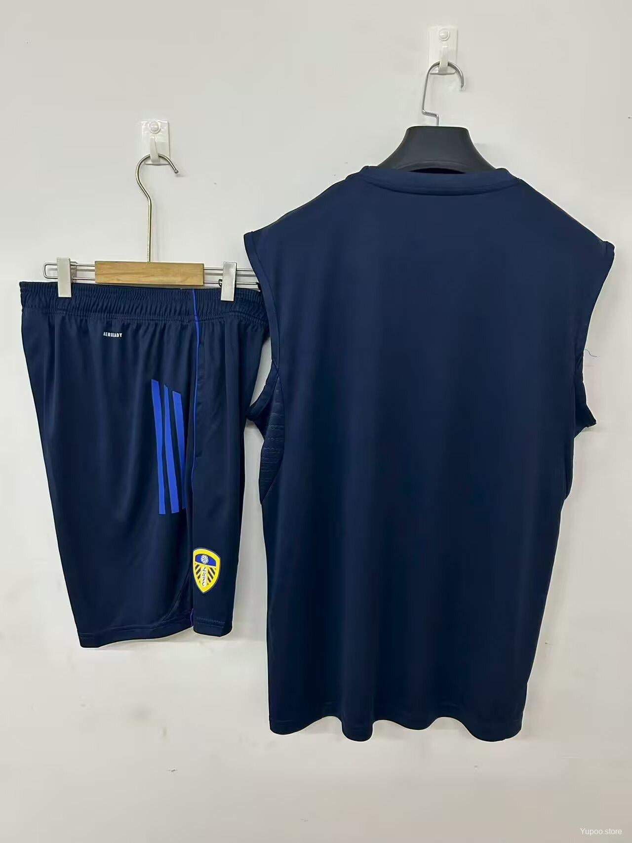 Equipamento Adulto Leeds United Treino 25/26